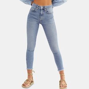 Free People distressed skinny jean 26